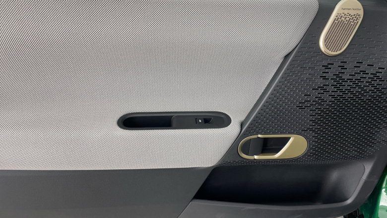 MINI Cooper 135kW E Exclusive [Level 2] 41kWh 3dr Auto Electric Hatchback